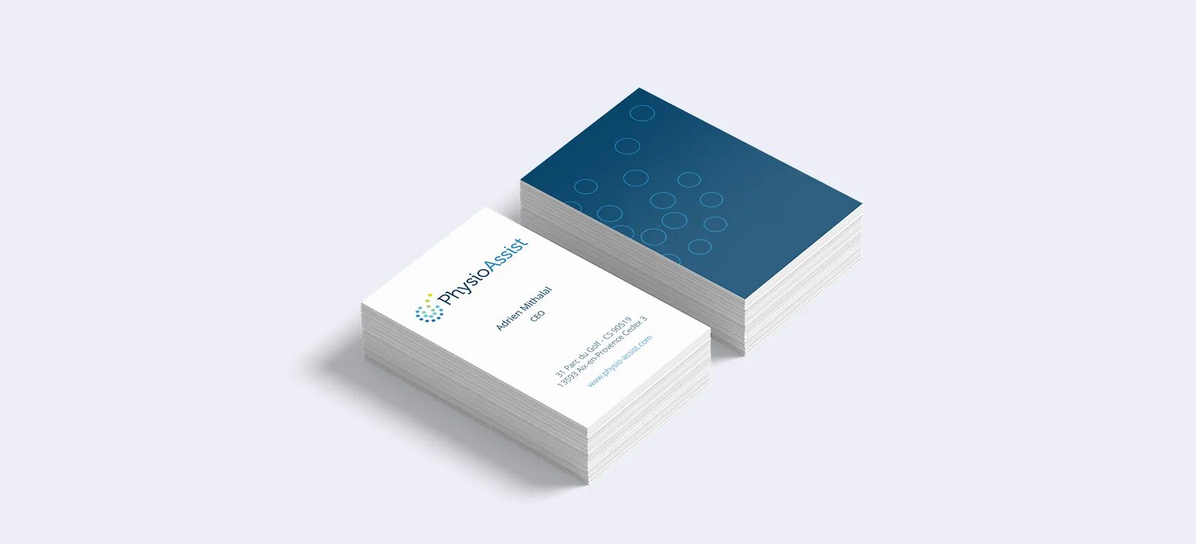 Maquette de cartes de visite professionnelles imprimées pour la marque PhysioAssist