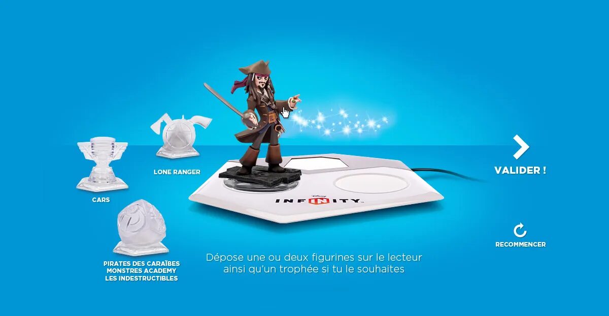 Interface Disney Infinity montrant le lecteur de figurines, avec personnage Jack Sparrow, trophées d’aventure et bouton de validation