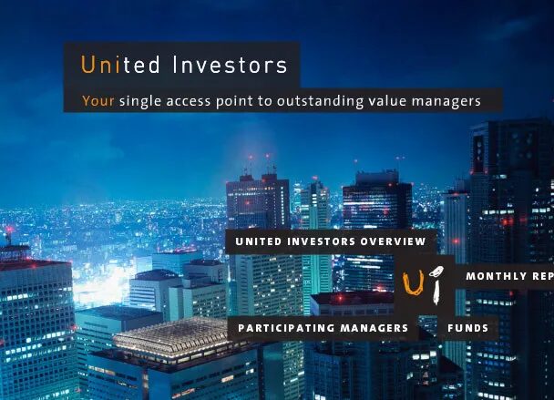 Site United Investors avec skyline urbaine nocturne